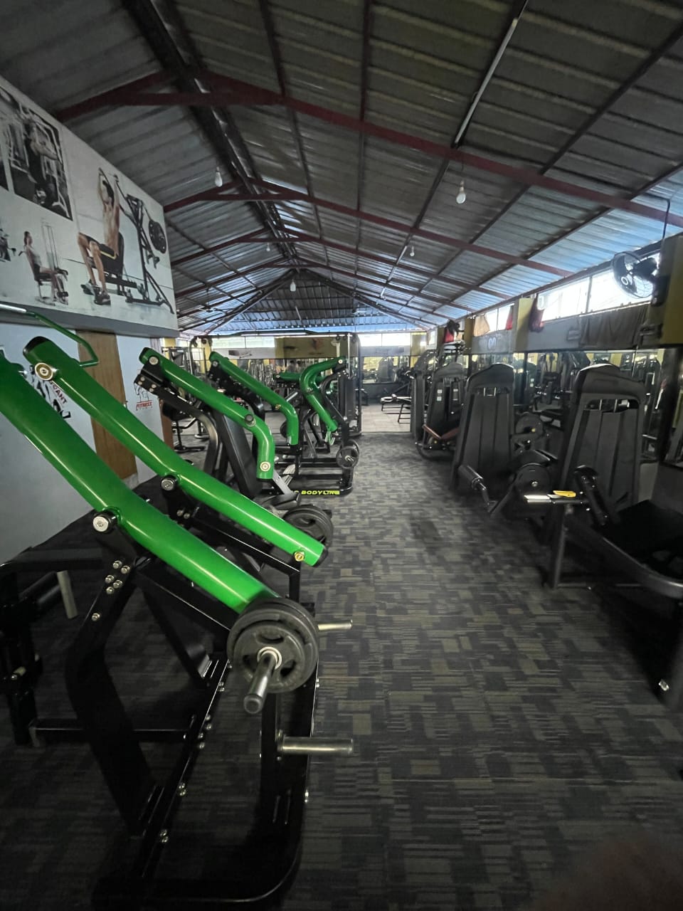 VIBRANT FITNESS STUDIO CHERUPLASSERY